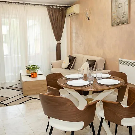 Cozy Flat I Close To Sea Garden & Sports Palace By Flat Mаnаger Lägenhet