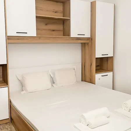 Cozy Flat I Close To Sea Garden & Sports Palace By Flat Mаnаger Lägenhet