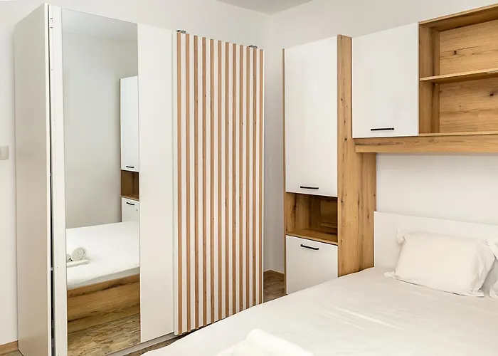 شقة Cozy Flat I Close To Sea Garden & Sports Palace By Flat Mаnаger فارنا